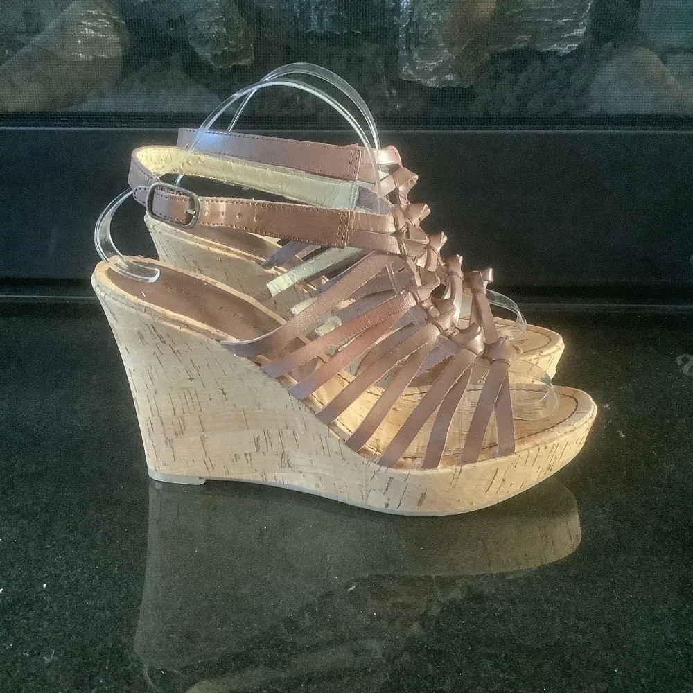 NEW Marc Fisher MFCARNIE Leather Cork Wedge Ankle‎ Strap Sandal Sz 10